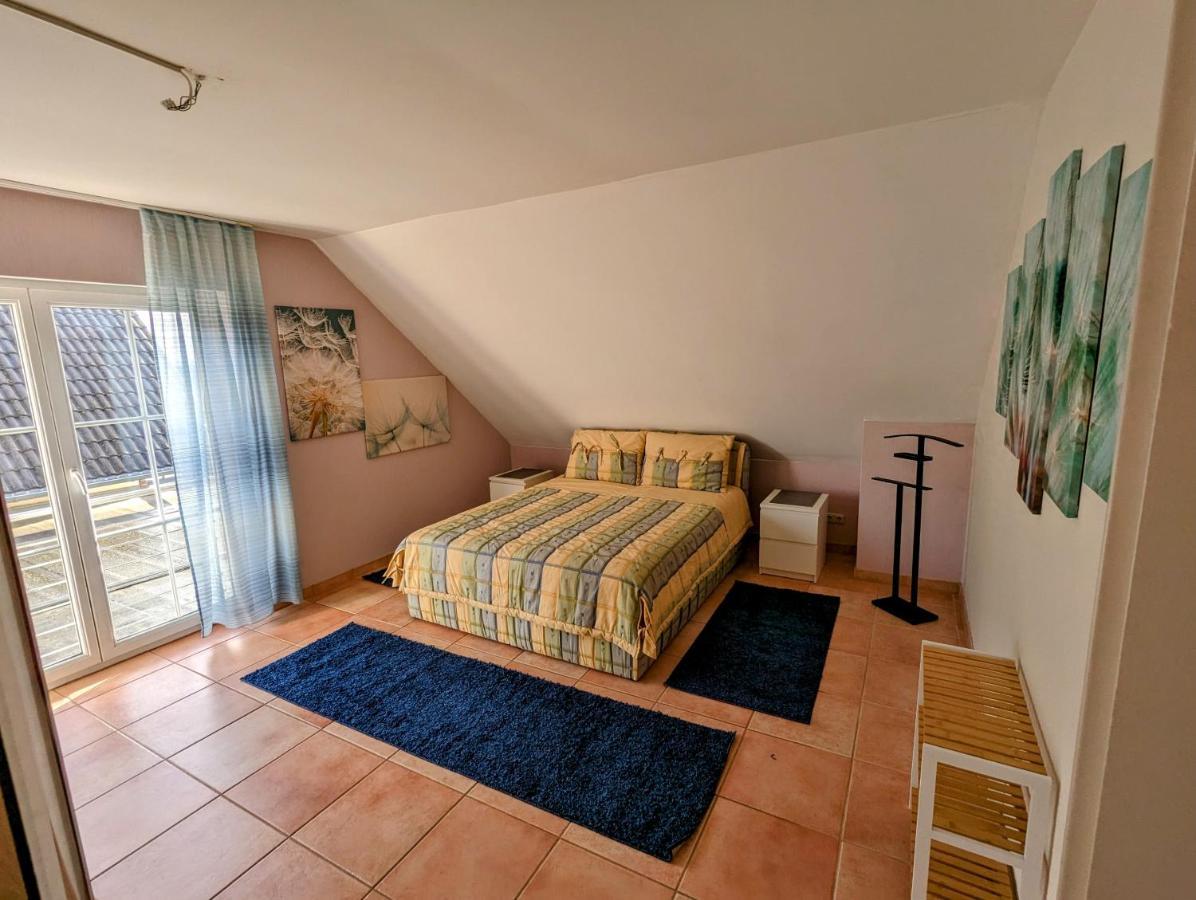 Grosse Schoenheit Mit Panoramablick Euskirchen Ngoại thất bức ảnh